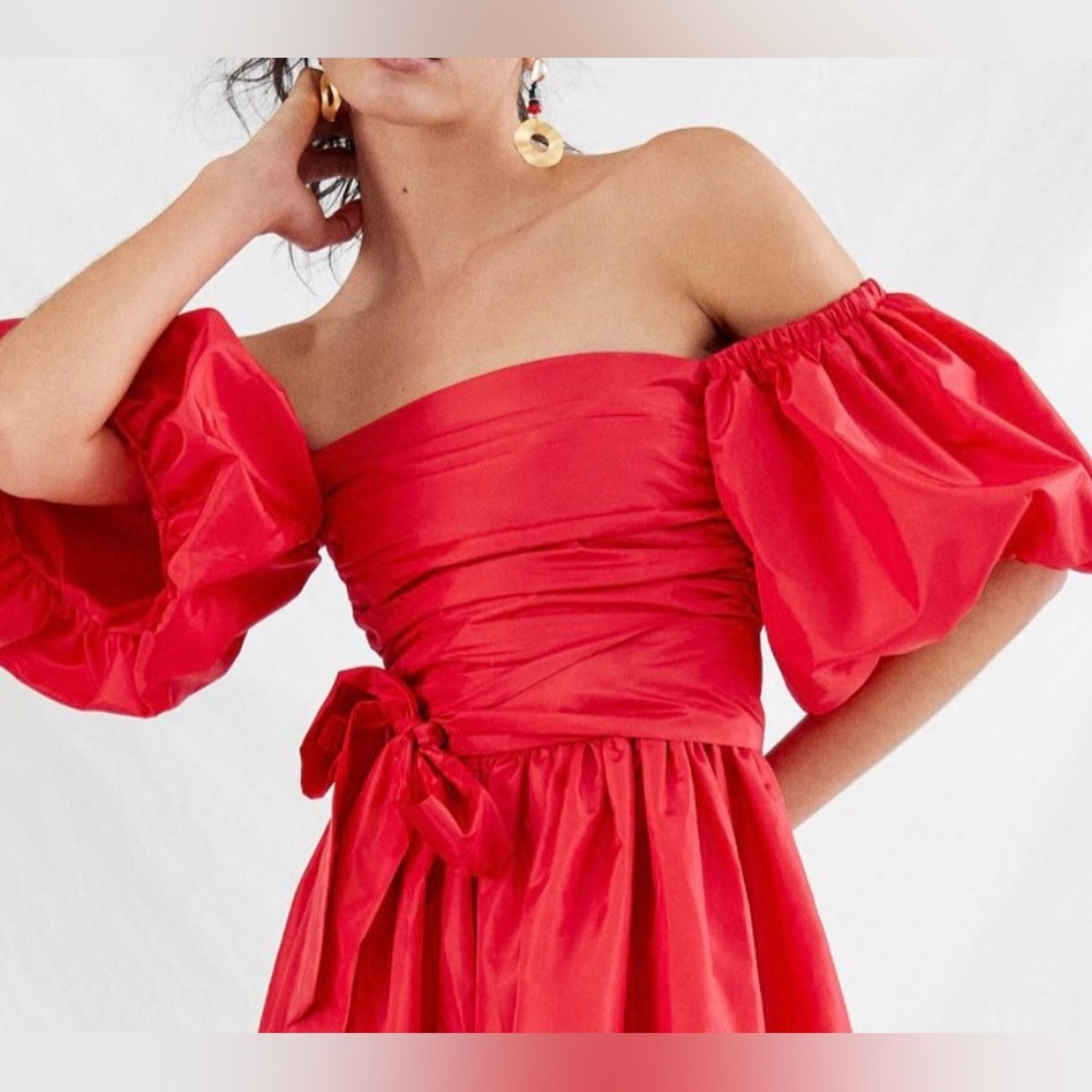 Elegant Red off shoulder dramatic  puff sleeve accessory